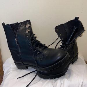 Brand new black boots size 9